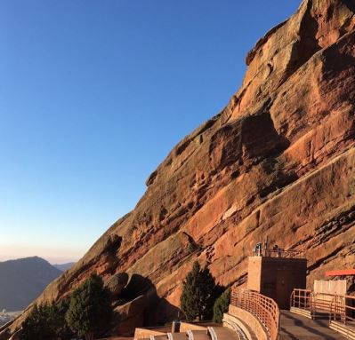 Red Rocks Shuttle: Your Go-To Amphitheatre Shuttle Service